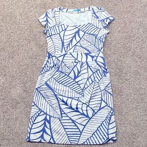 J McLaughlin Palm Catalina Blue & White Dress with pockets, size S.